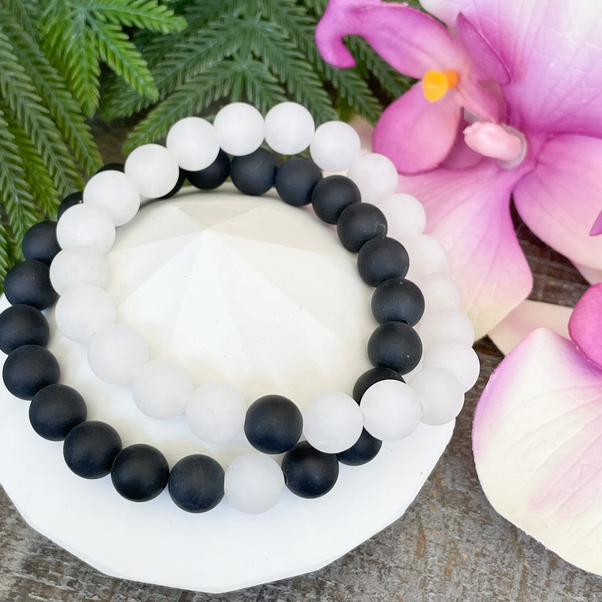 Lokai Black & White Bracelet Set