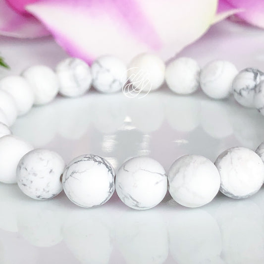 8mm White Howlite Gemstone Bead Bracelet