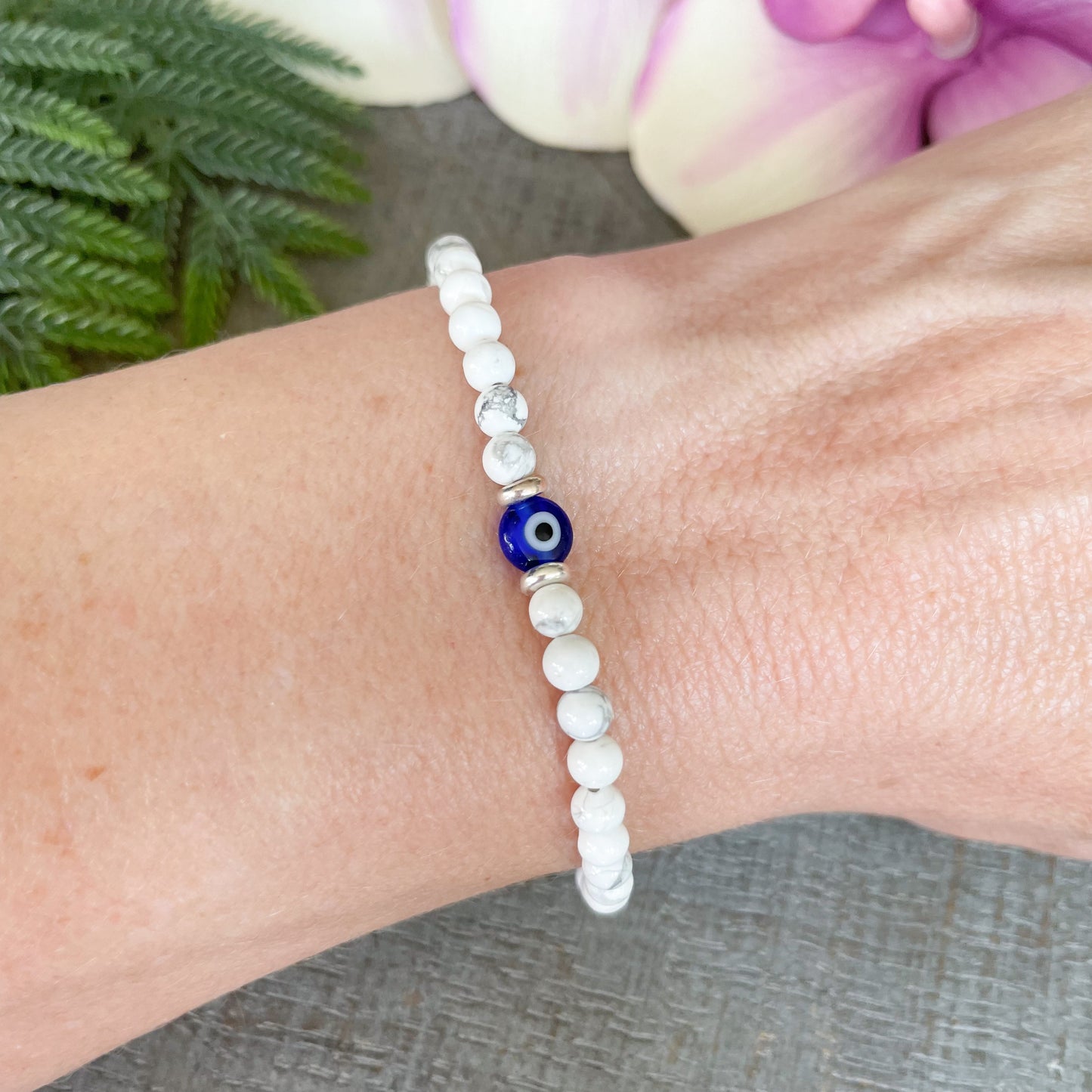 Small White Beaded Evil Eye Bracelet with Silver Accents