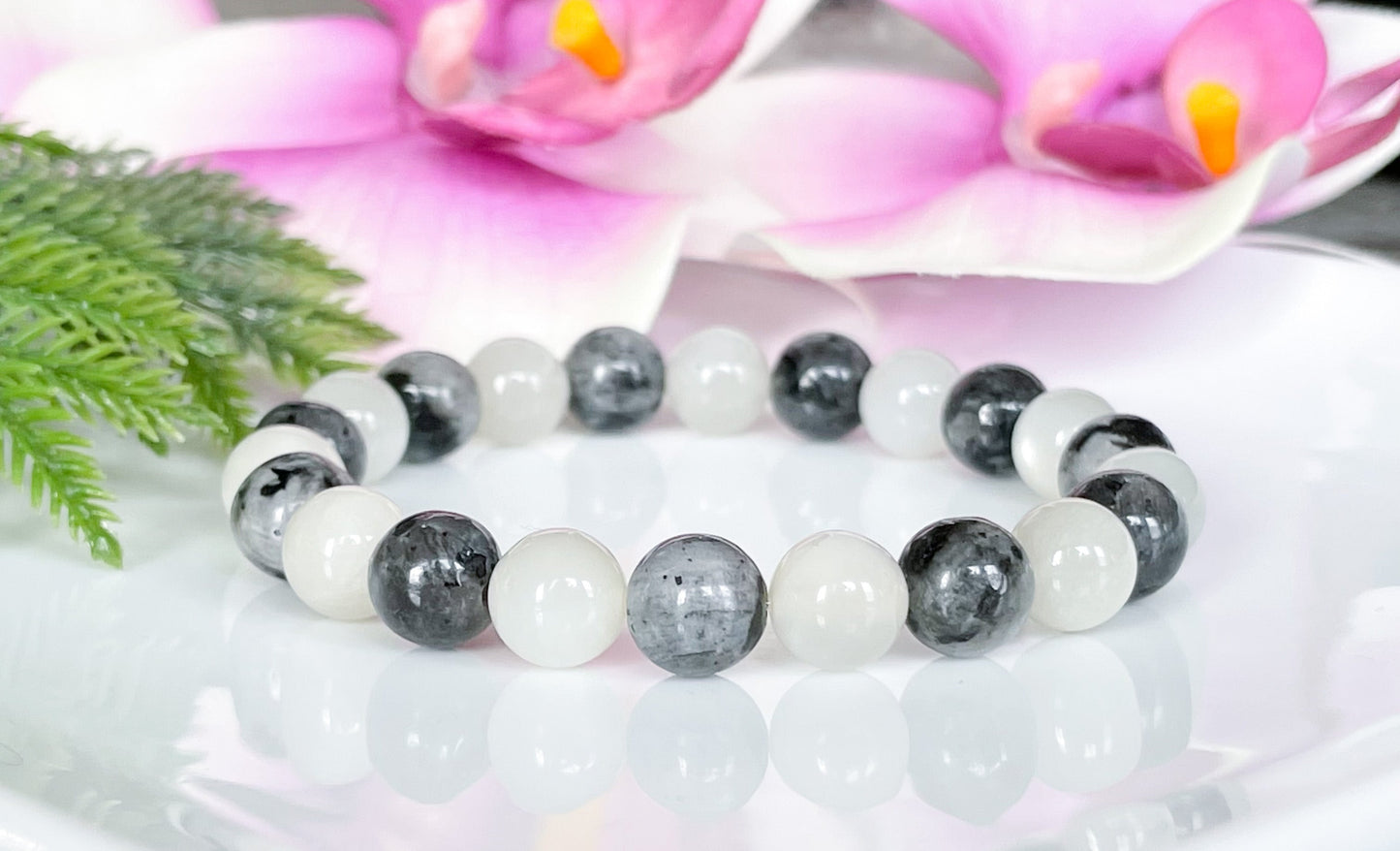 Moonstone and Labradorite Beaded Gemstone Bracelet